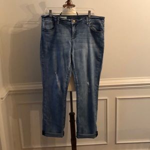 Faded boyfriend jeans